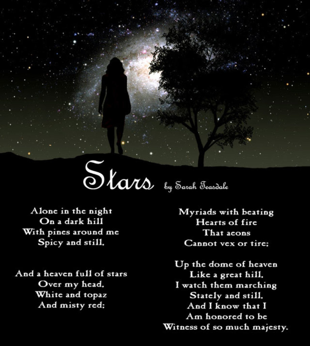 Ein Gedicht steht im Vordergrund, mit einer Frau, die unter einem Baum im Hintergrund steht, vor einem Nachthimmel voller Sterne und einem Mond.