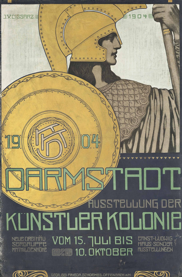 Plakat für ein 1904er Berlin-Konzert mit einem Helmbewahrer, der ein Schild hält, mit fetter Schrift 'Darmstadt' und 'Künstler Kolonie.'