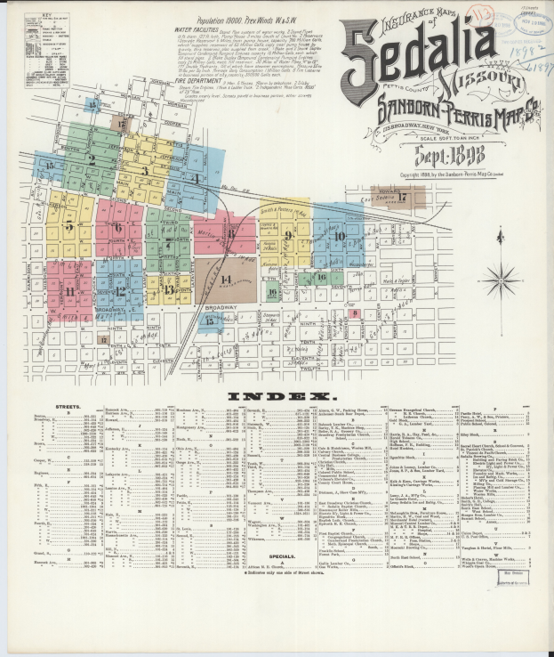 Ein detaillierter alter Stadtplan von Sedalia, Missouri, der Straßen, Gebäude, Sehenswürdigkeiten und Text mit zusätzlichen Stadtinformationen zeigt.
