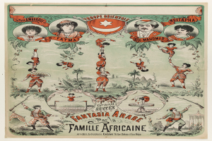 Ein lebendiger Plakatentwurf für Fantasia Arabe Famille Africaine, der Menschen in traditioneller afrikanischer Kleidung, grüne Bäume, eine strahlend gelbe Sonne und fette Schrift mit einem dekorativen Rahmen zeigt.