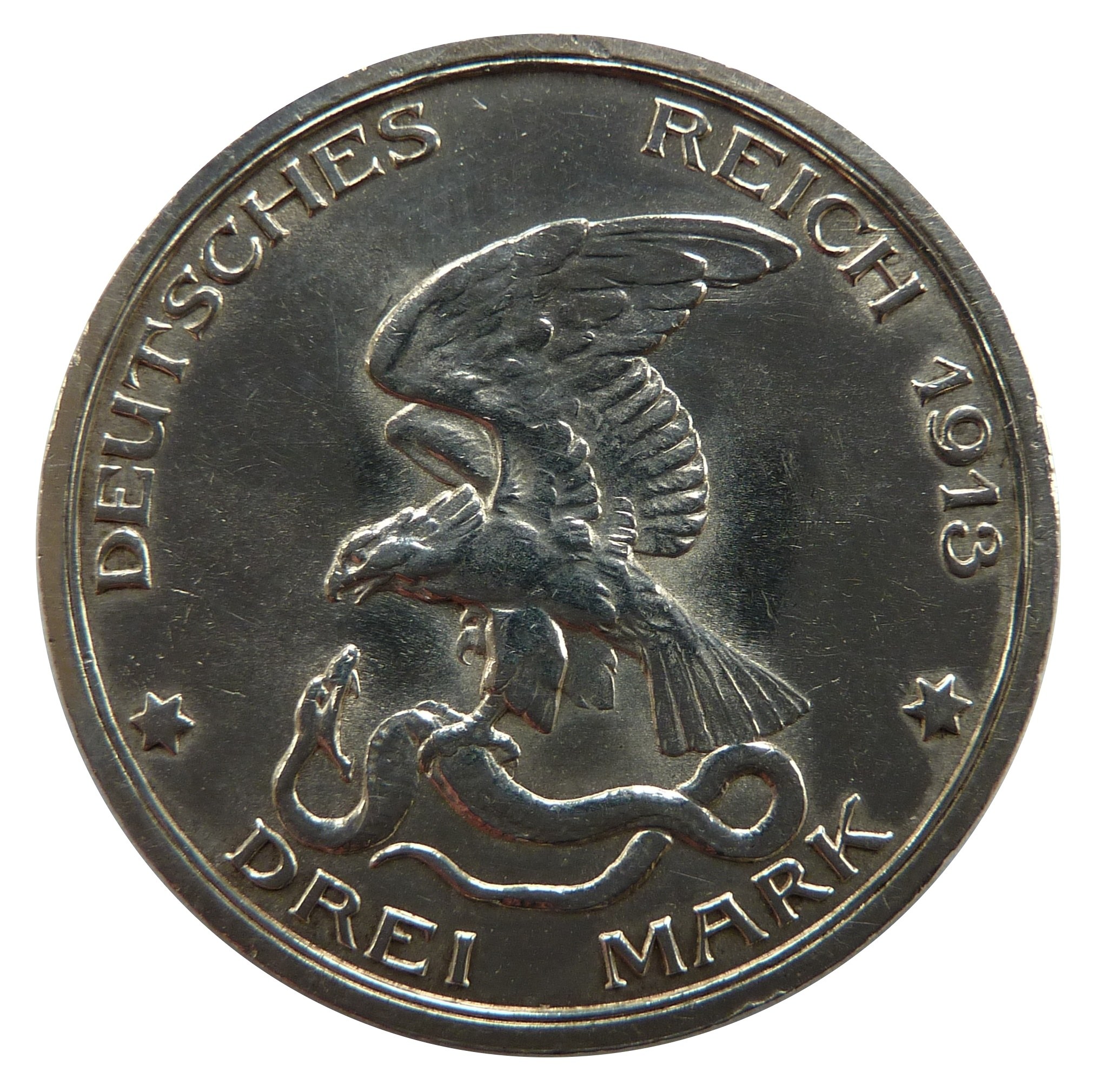 Silbermünze mit einem Adler, der eine Schlange umklammert, Flügel gespreizt, vor weißem Hintergrund; Text lautet "Deutsches Reich".
